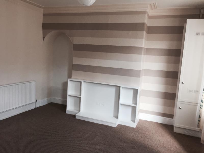 Photo of 27 Longroyd Grove, LS11 5HF