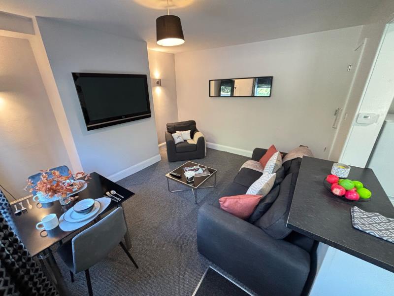 Photo of 14 Station Parade, LS5 3HG