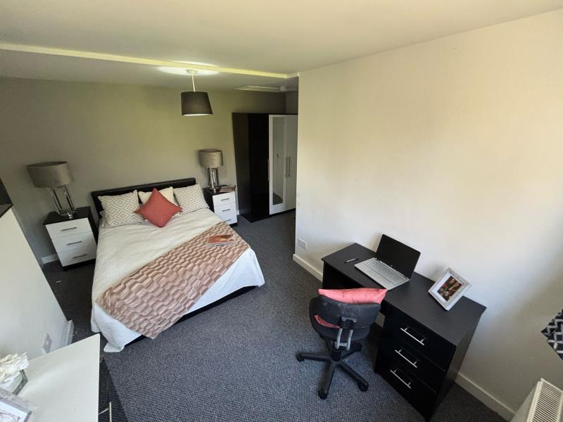 Photo of 14 Station Parade, LS5 3HG