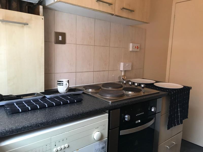 Photo of 8 Edinburgh Terrace, LS12 3RH