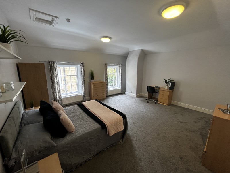 Photo of Ridgeway Cottage, LS6 2EF