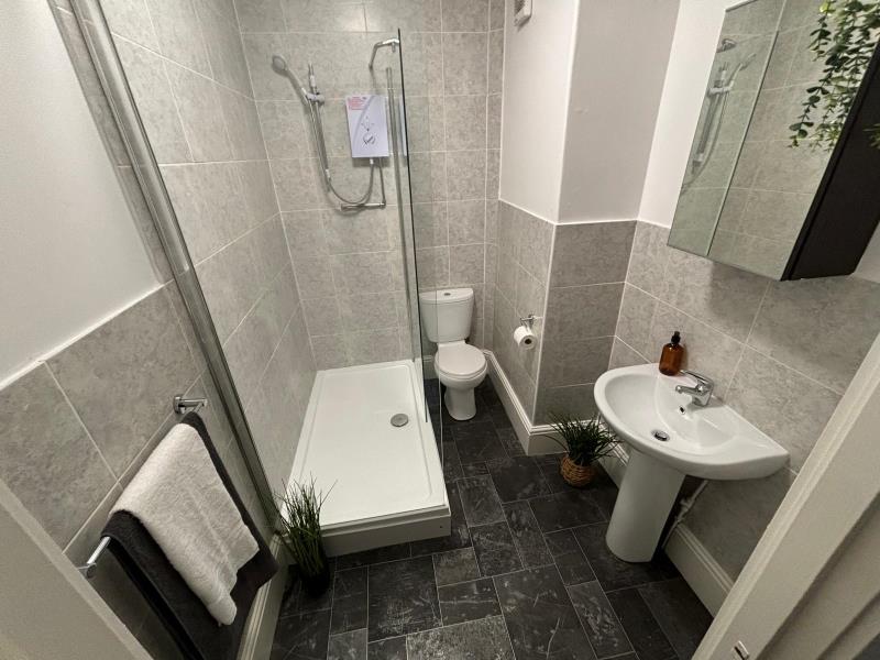 Photo of Room B, F6 - 9 North Grange Road, LS6 2BR