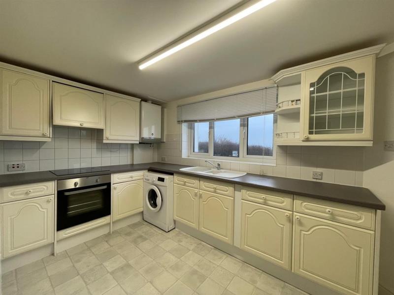 Photo of 138 Scholes Park Road, YO12 6RA