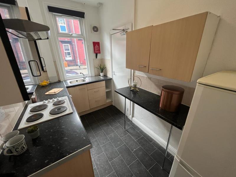 Photo of 11 Glebe Avenue, LS5 3HN