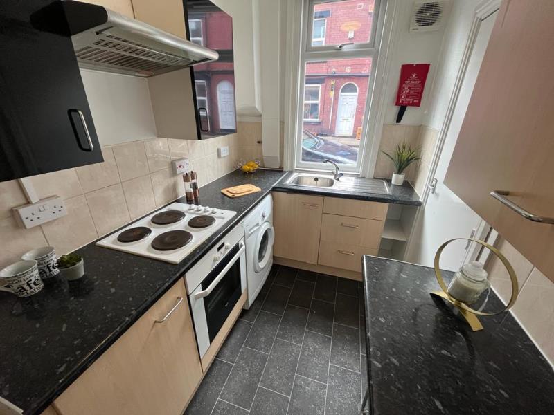 Photo of 11 Glebe Avenue, LS5 3HN