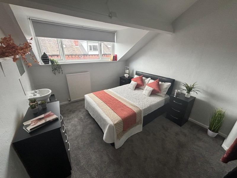 Photo of 2 Granby Grove, LS6 3BE