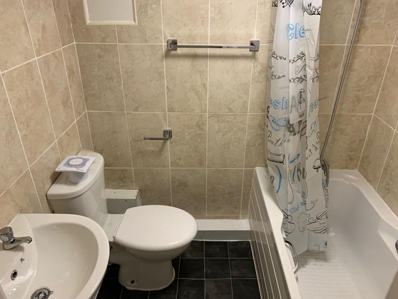 Photo of 29 Longroyd Grove, LS11 5HF