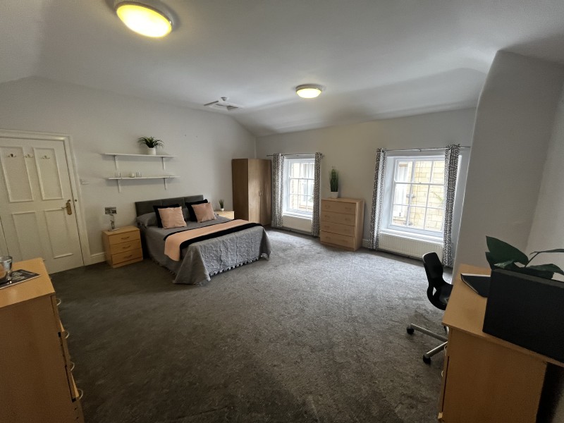 Photo of Ridgeway Cottage, LS6 2EF