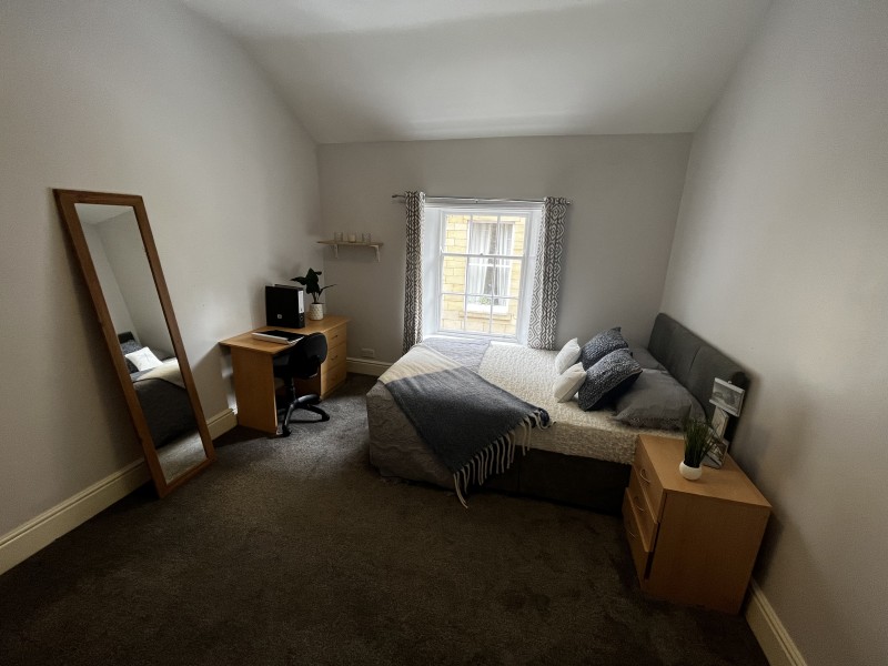 Photo of Ridgeway Cottage, LS6 2EF