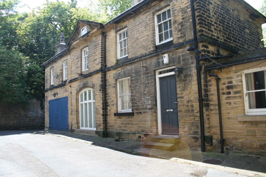 Photo of Ridgeway Cottage, LS6 2EF
