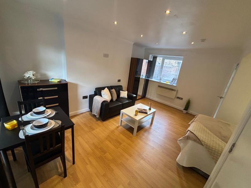 Photo of 1 Cumberland Court, LS6 3BN