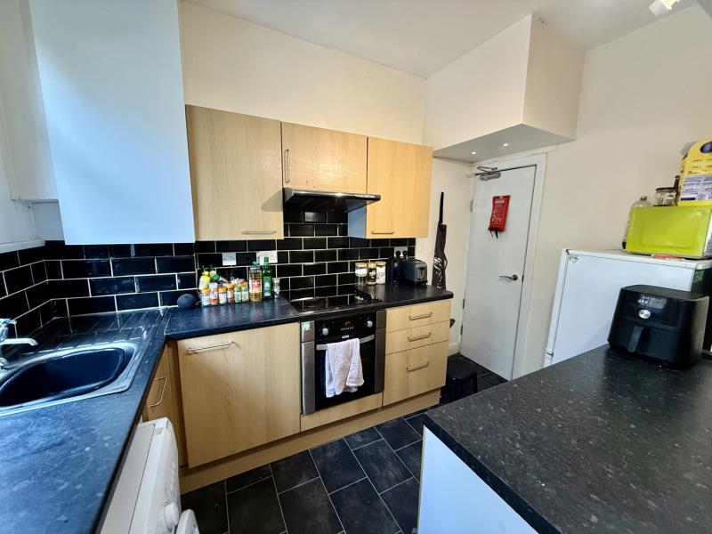 Photo of 12 Station Parade, LS5 3HG