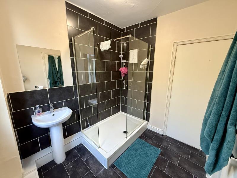 Photo of 12 Station Parade, LS5 3HG