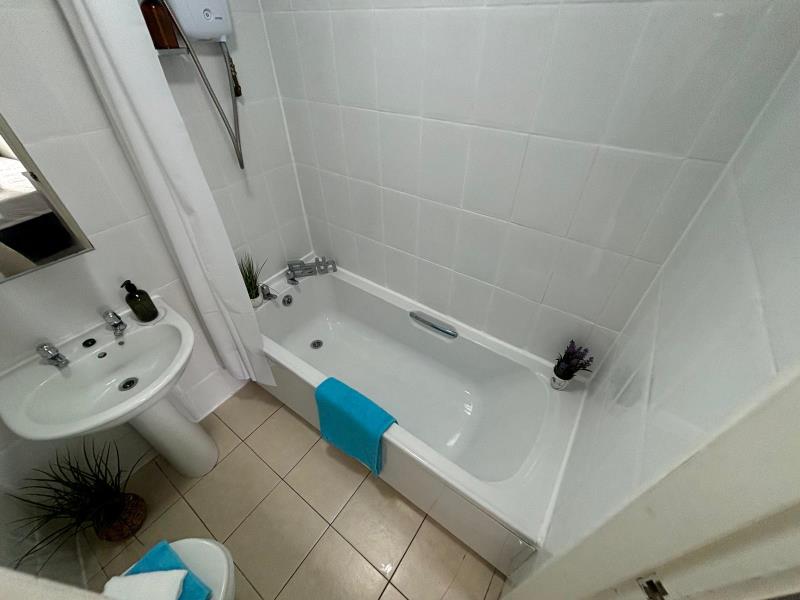 Photo of Flat 2 - 1 Norwood Terrace, LS6 1EA