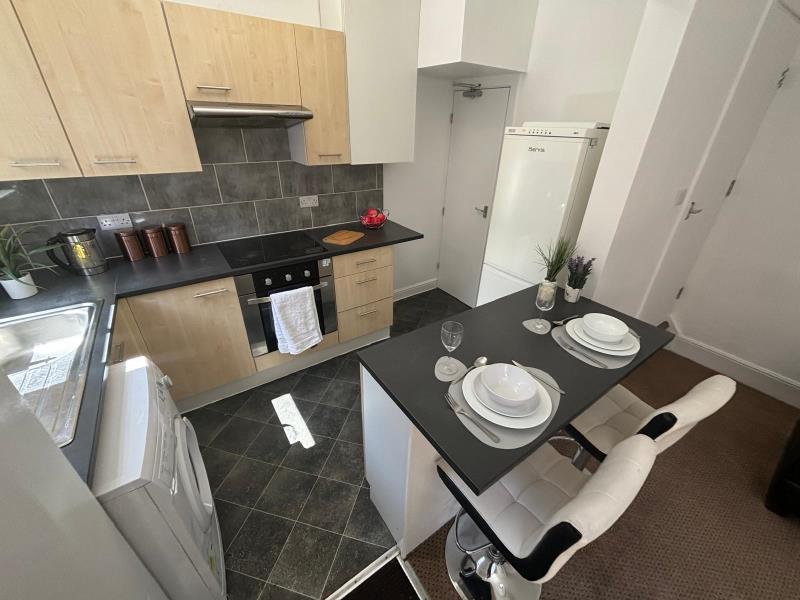 Photo of 9 Glebe Avenue, LS5 3HN
