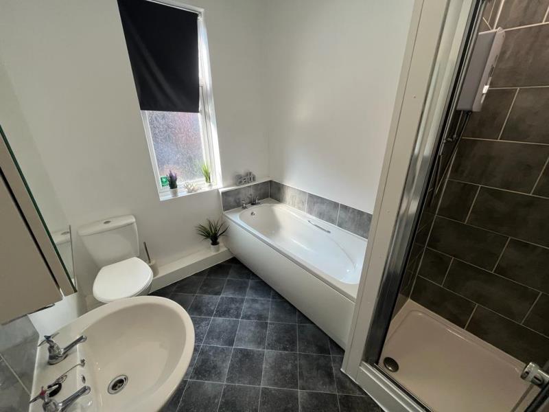 Photo of 9 Glebe Avenue, LS5 3HN