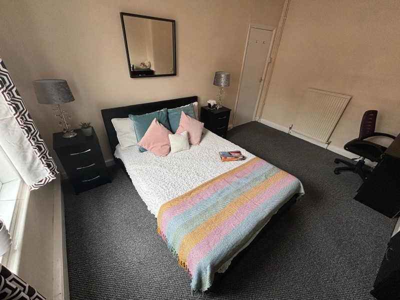 Photo of 1 Granby Place, LS6 3BD