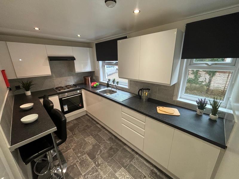 Photo of F6 - 9 North Grange Road, LS6 2BR