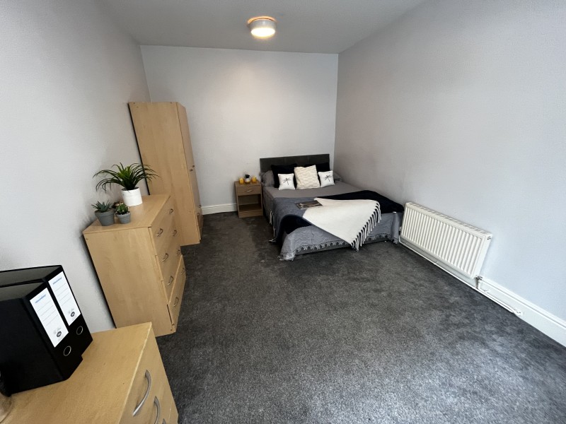 Photo of Ridgeway Cottage, LS6 2EF