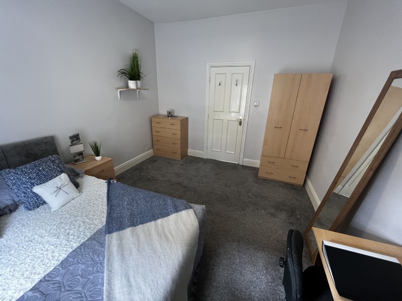 Photo of Ridgeway Cottage, LS6 2EF