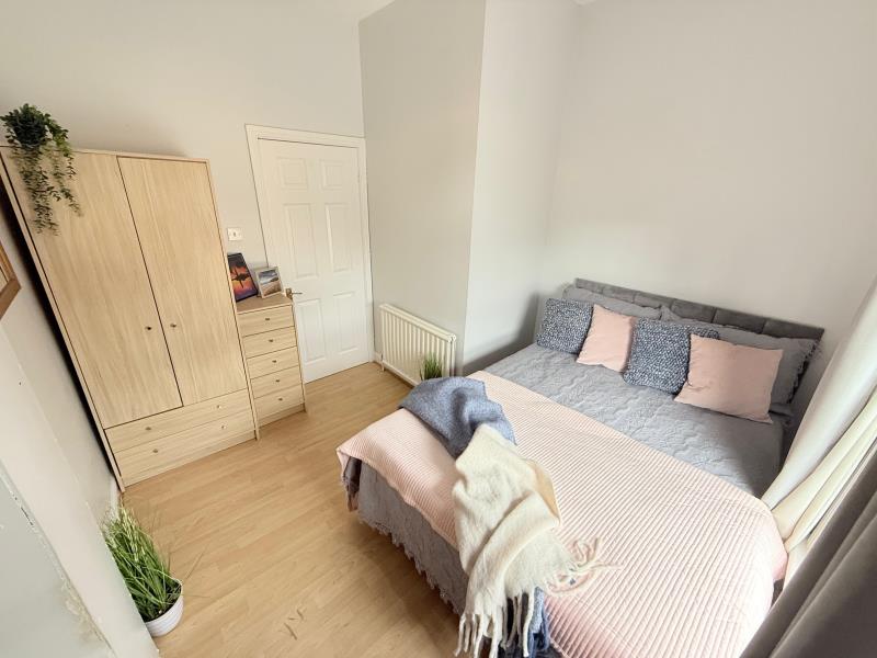 Photo of 180A Woodhouse Lane