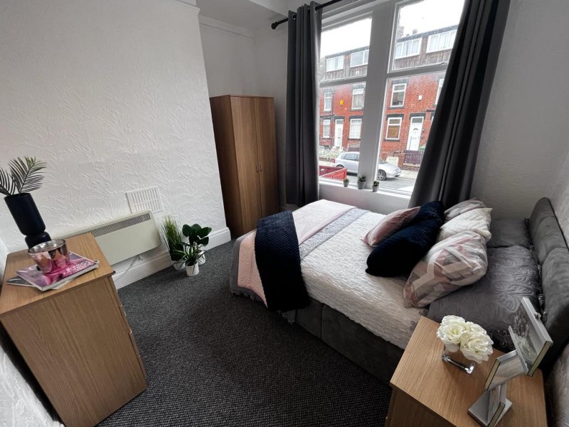 Photo of 4a Brentwood Grove, LS12 2DB