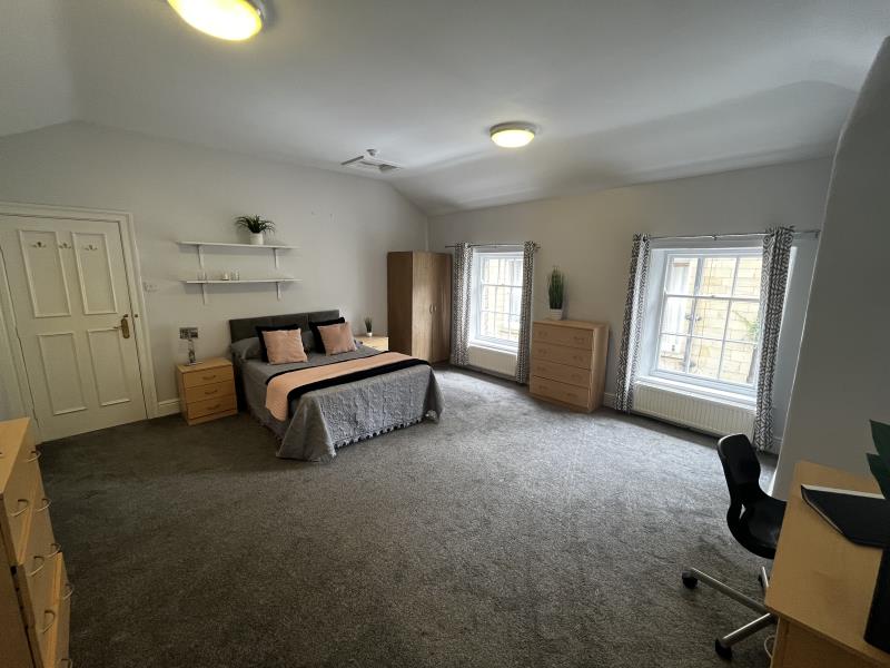 Photo of Ridgeway Cottage, LS6 2EF