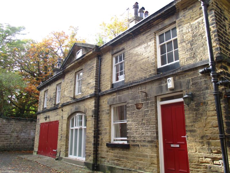 Photo of Ridgeway Cottage, LS6 2EF